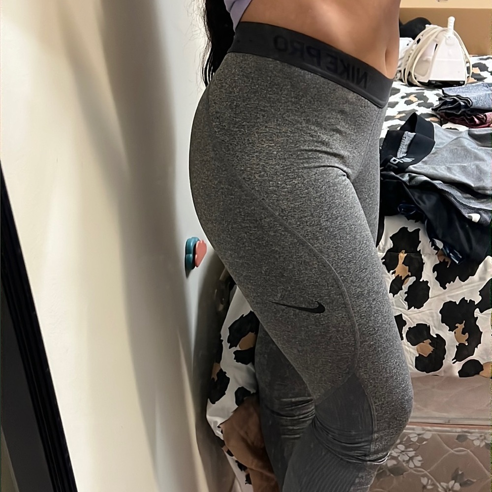 Nike thermal leggings